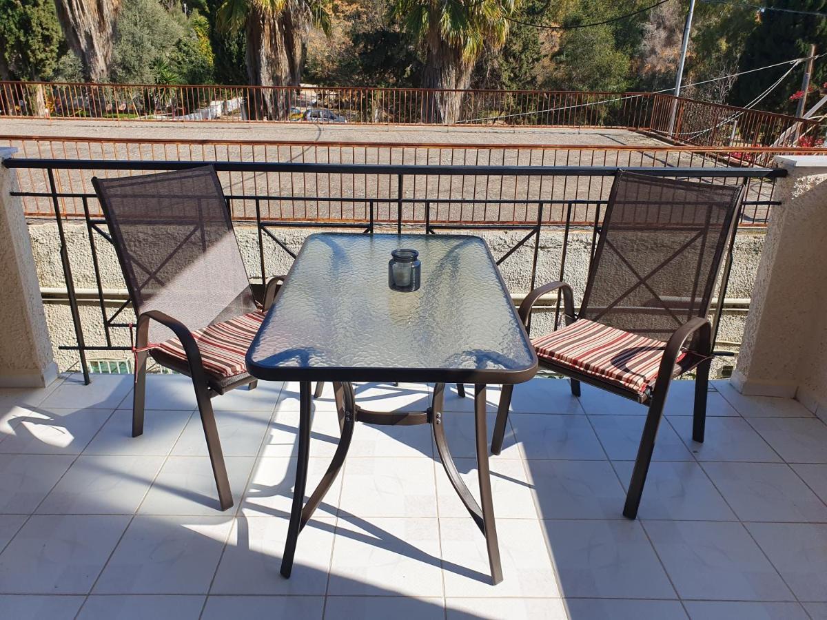 Gm Apartments Tolo Bagian luar foto