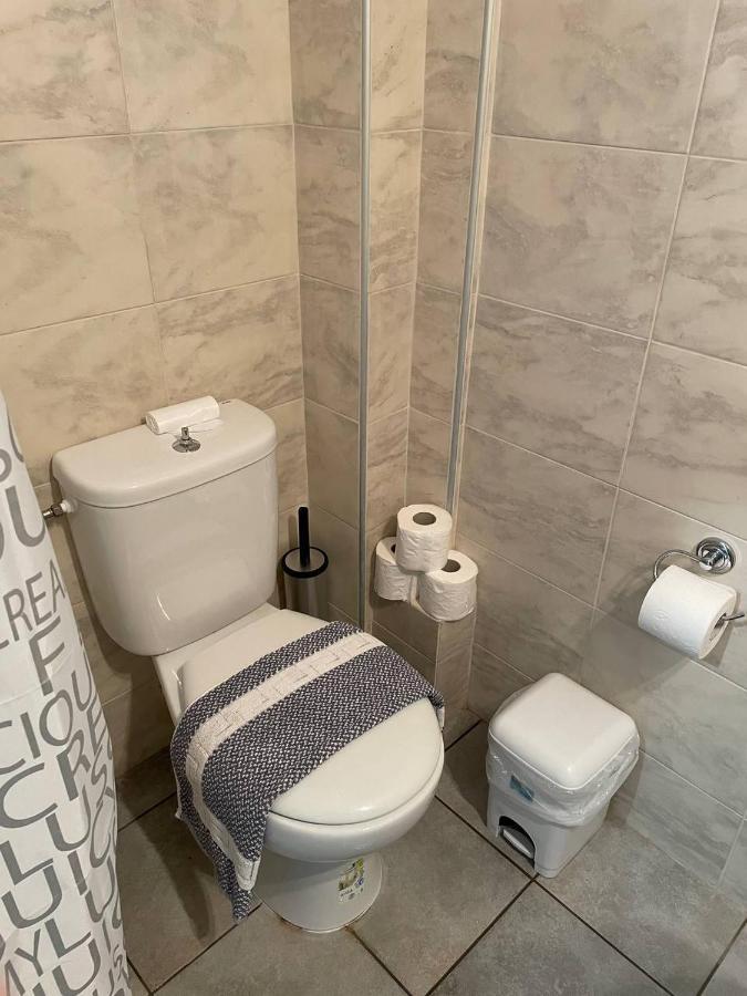 Gm Apartments Tolo Bagian luar foto