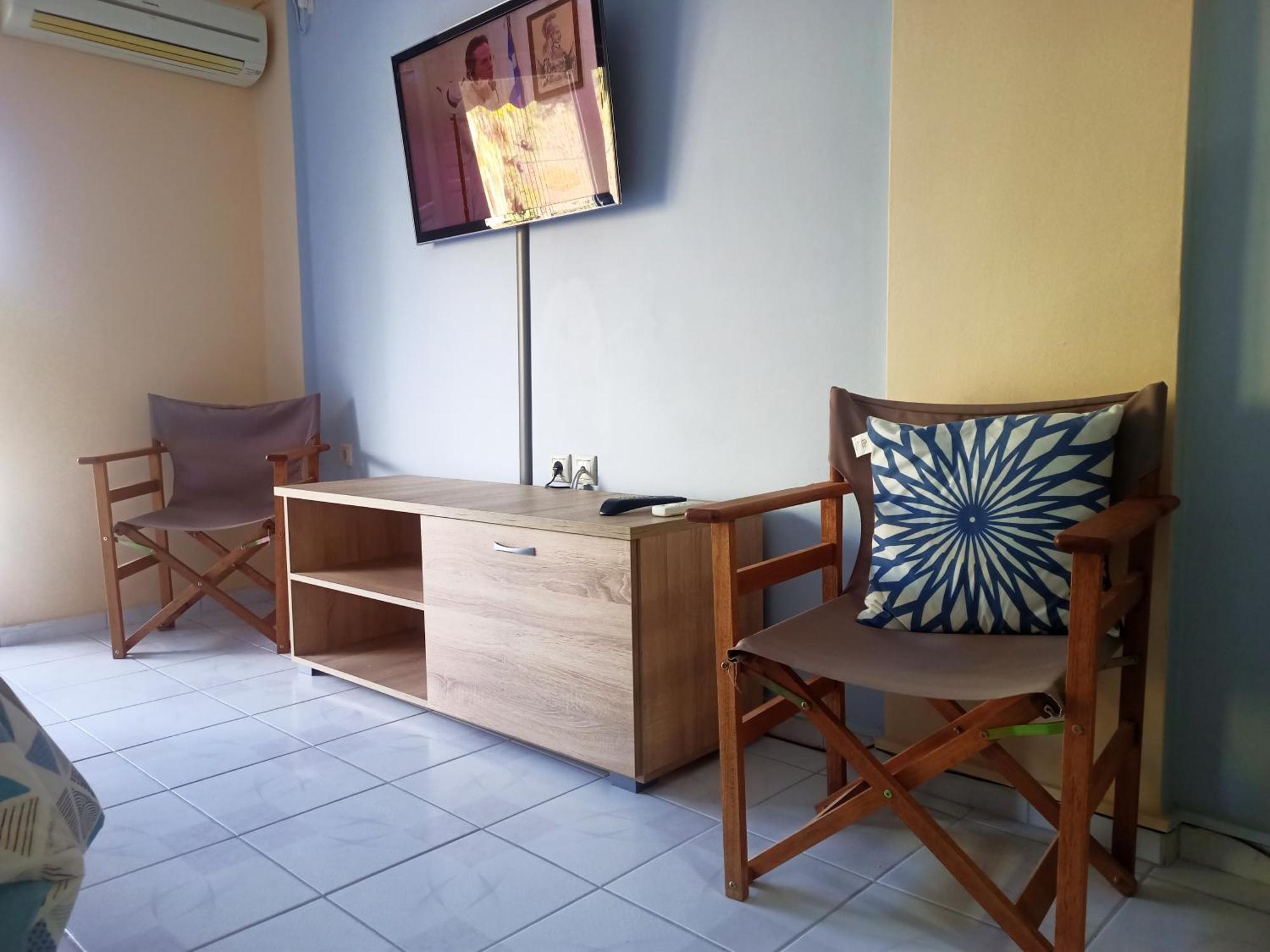Gm Apartments Tolo Bagian luar foto