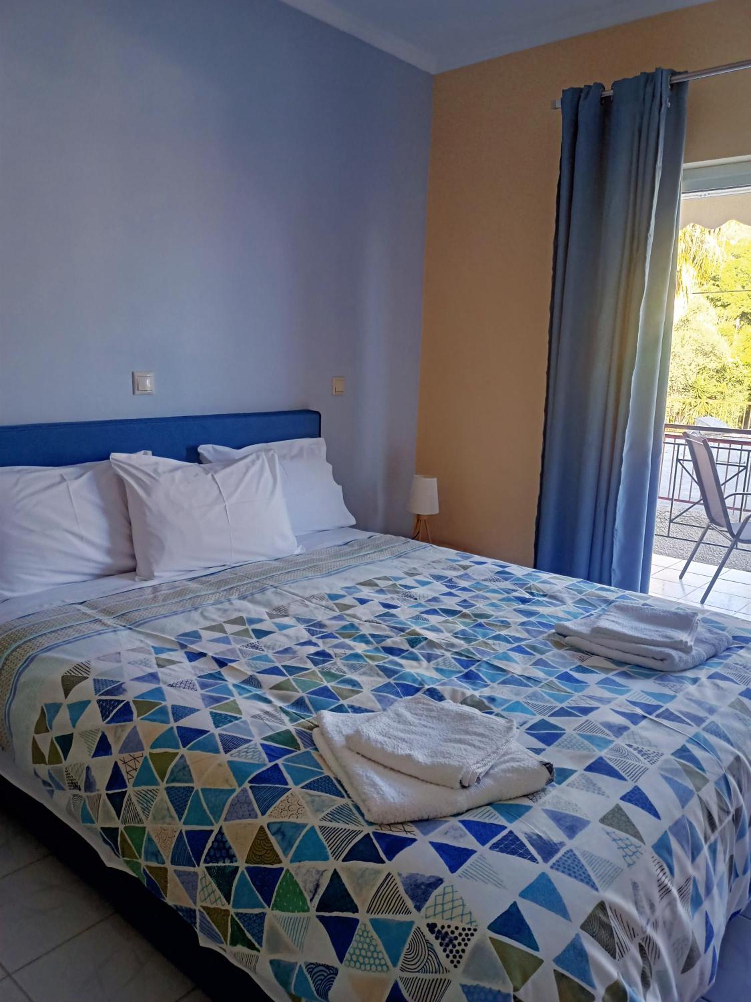 Gm Apartments Tolo Bagian luar foto
